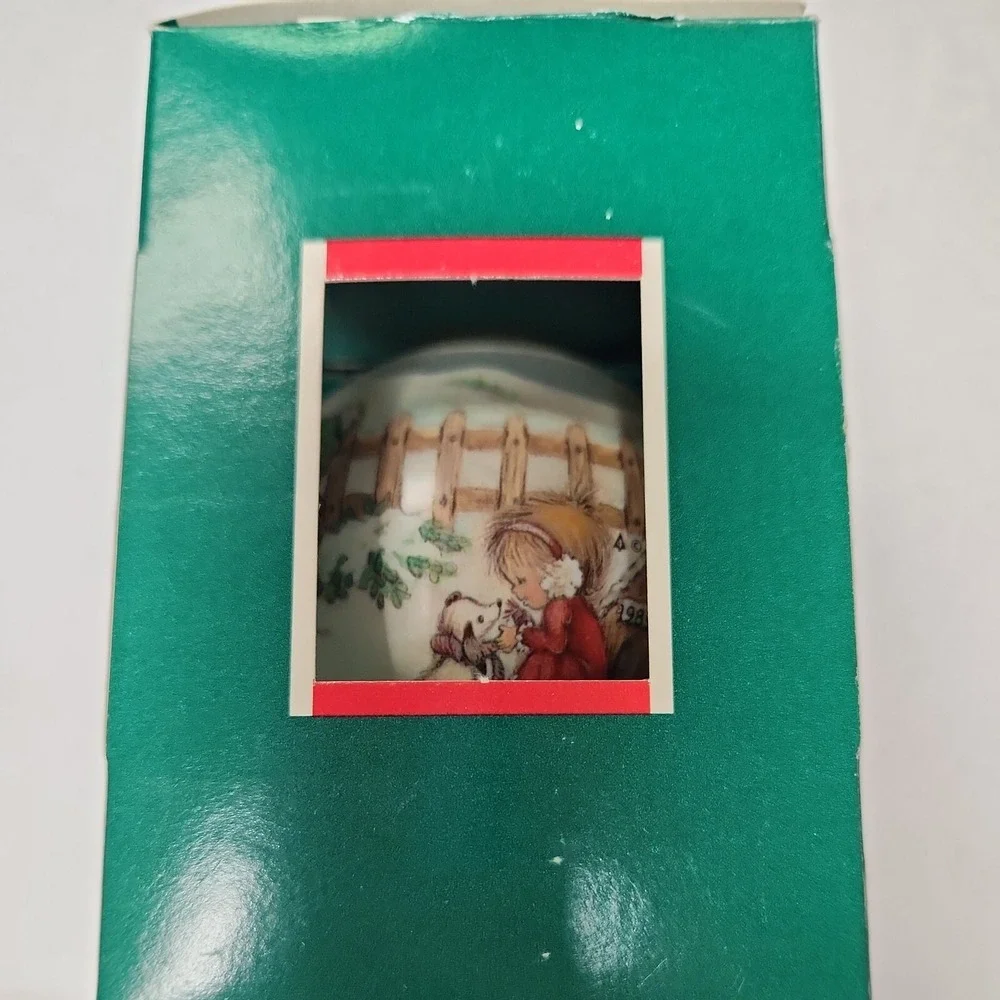 1989 Hallmark Collector's Series Ornament BETSEY CLARK Glass Ball Home for